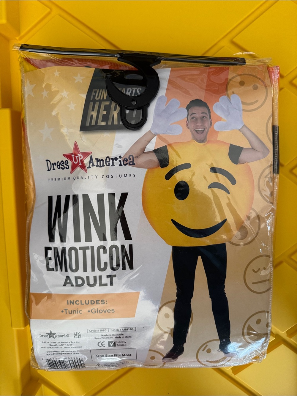 Halloween Wink Emoticon Adult Costume